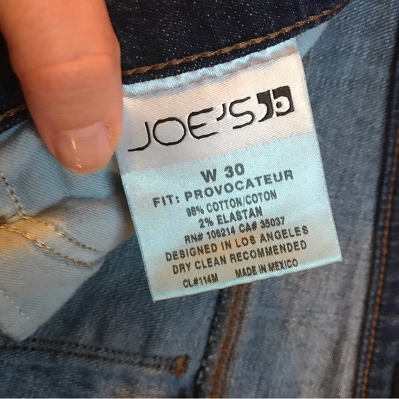 Joe’s Jeans Dark Wash Provocateur Flare, EUC, 30 W - Picture 3 of 11